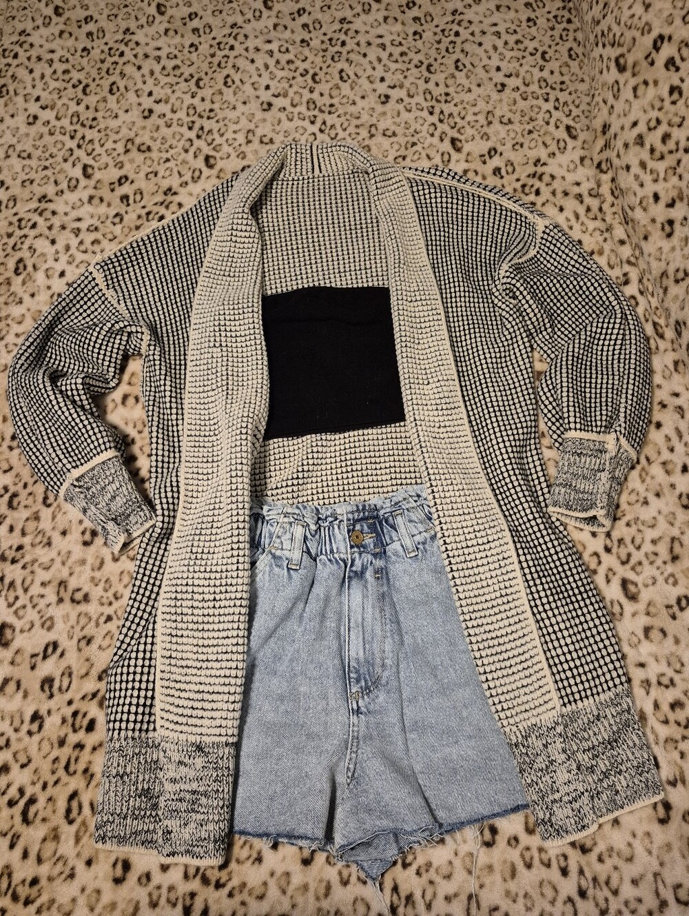 Reversable Cream & Black Cardigan